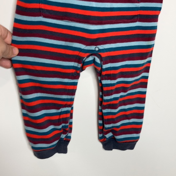 Tea Collection striped jumpsuit with hood size 12-18 mo - Picture 2 of 6